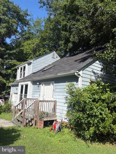 424 Wadsworth Drive, North Chesterfield, VA 23224 Main Photo