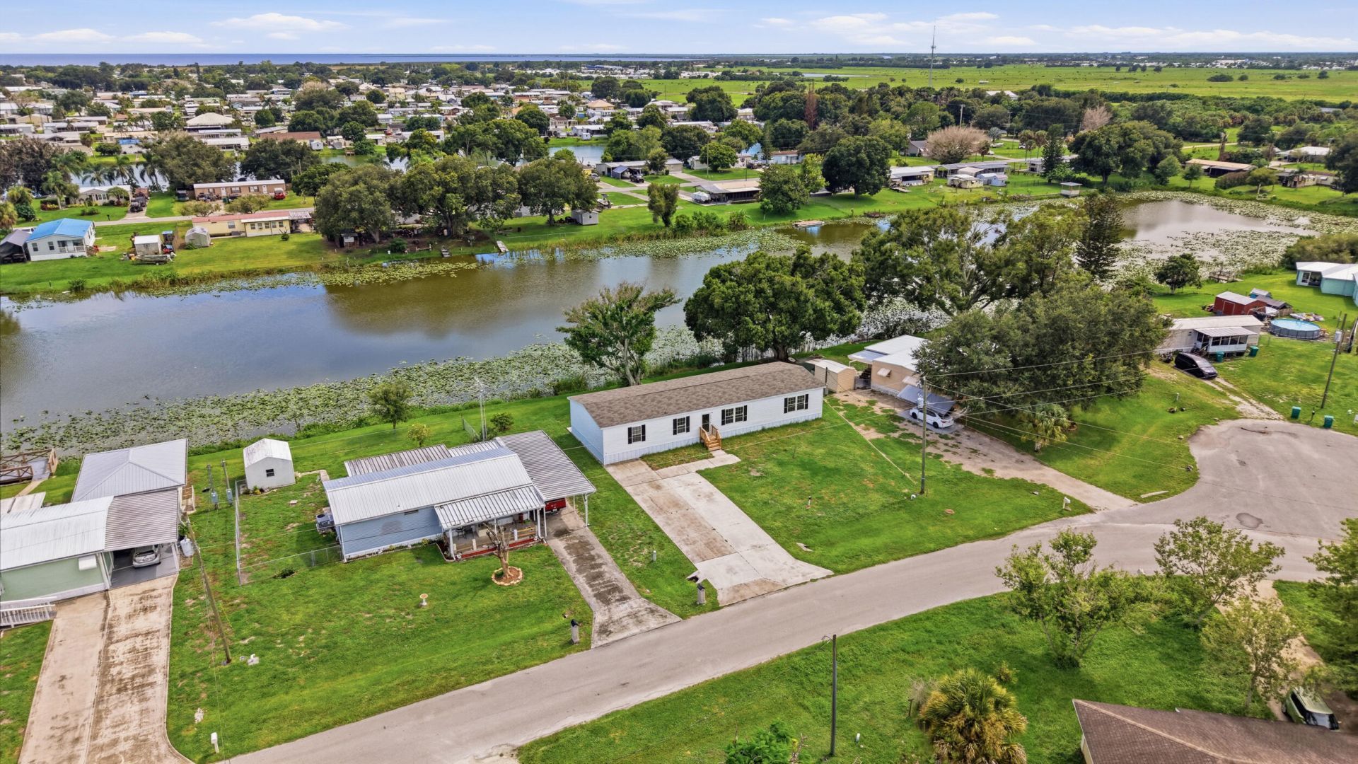 2130 SE 25th Drive, Okeechobee, FL 34974 Photo