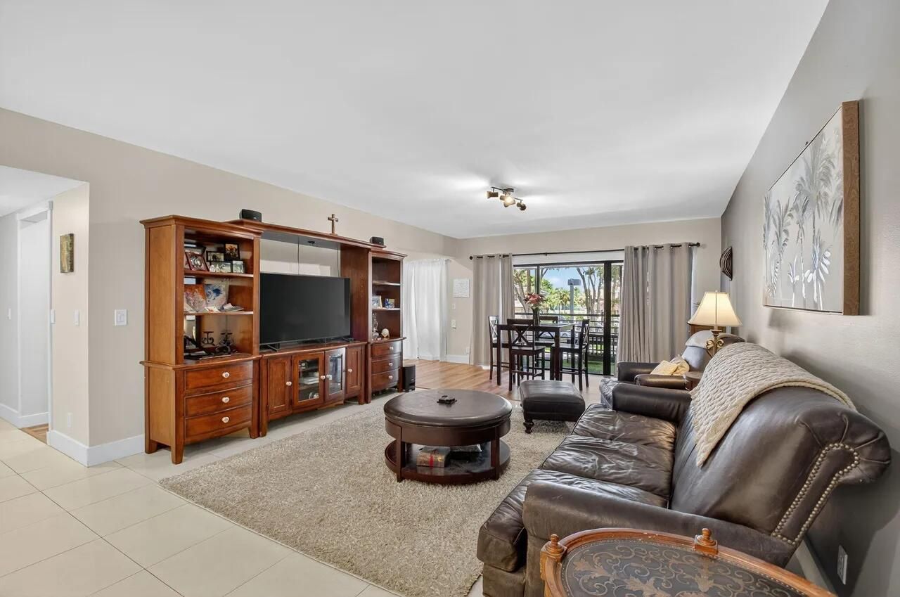 6342 Longboat Lane W, Unit 201, Boca Raton, FL 33433 Photo