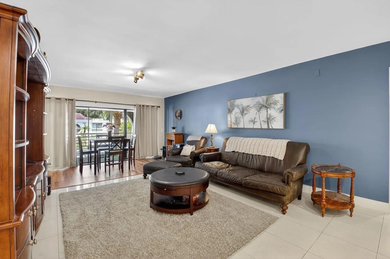 6342 Longboat Lane W, Unit 201, Boca Raton, FL 33433 Photo