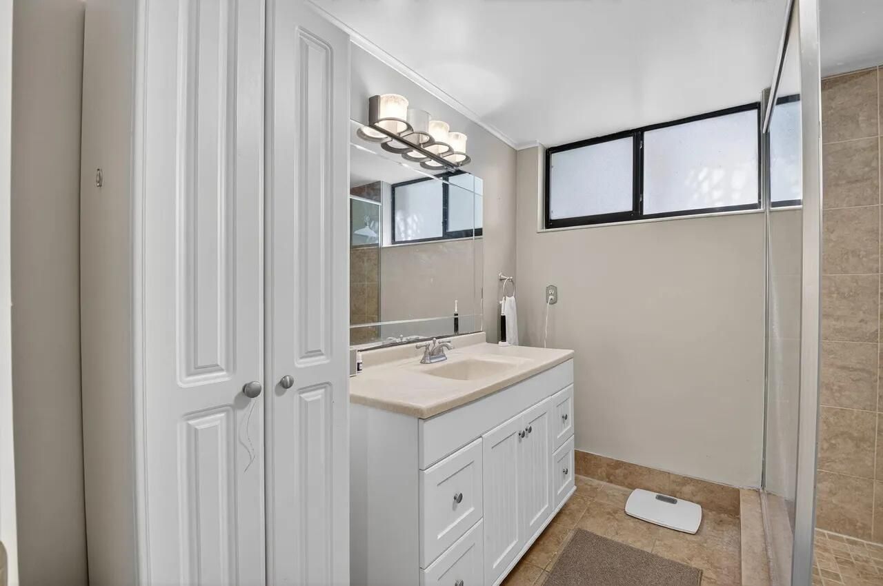 6342 Longboat Lane W, Unit 201, Boca Raton, FL 33433 Photo