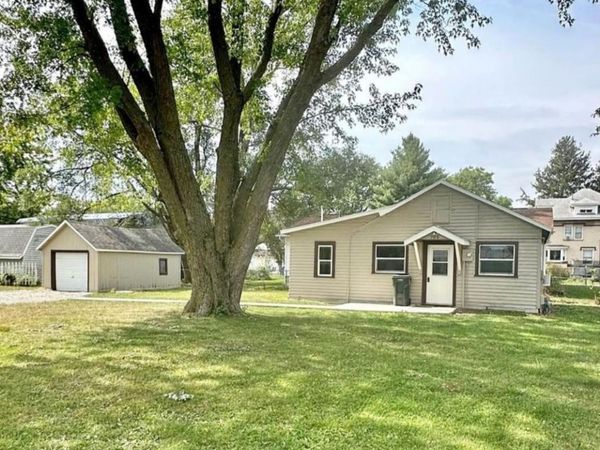705 Pine Street, LaPorte City, IA 50651