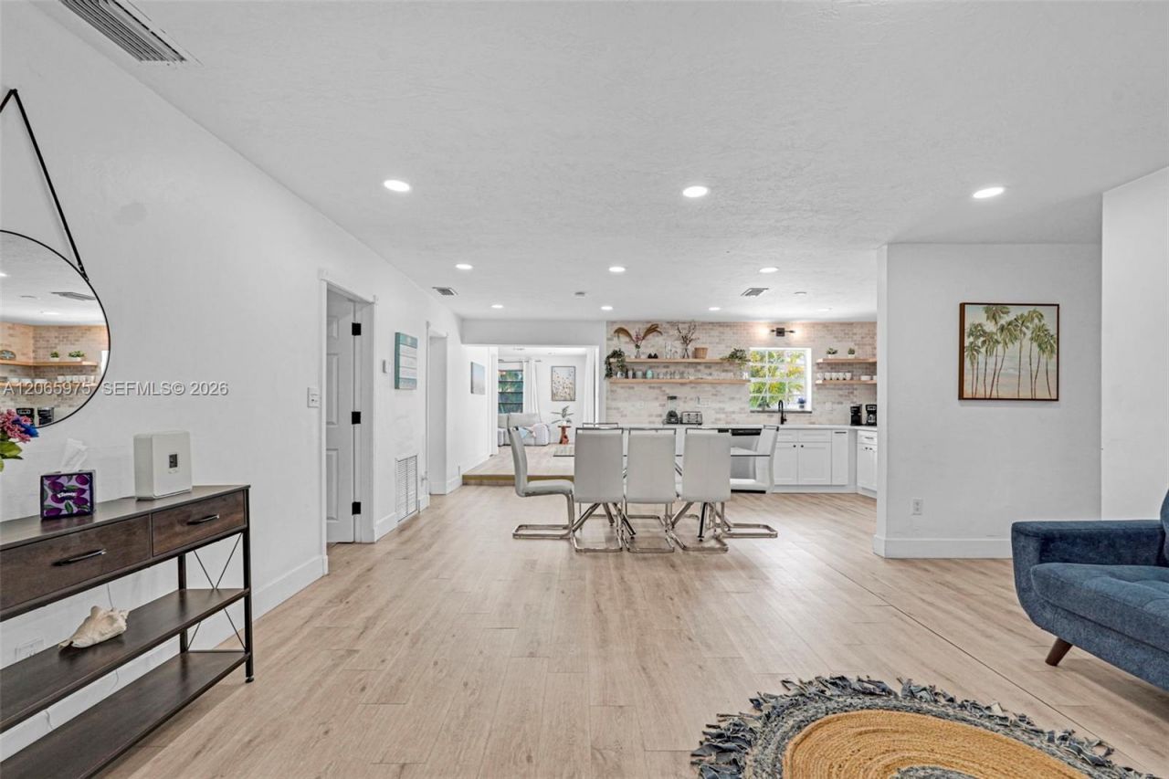 407 S 56th Ter , Hollywood, FL 33023 Photo