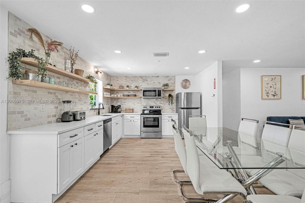 407 S 56th Ter , Hollywood, FL 33023 Photo
