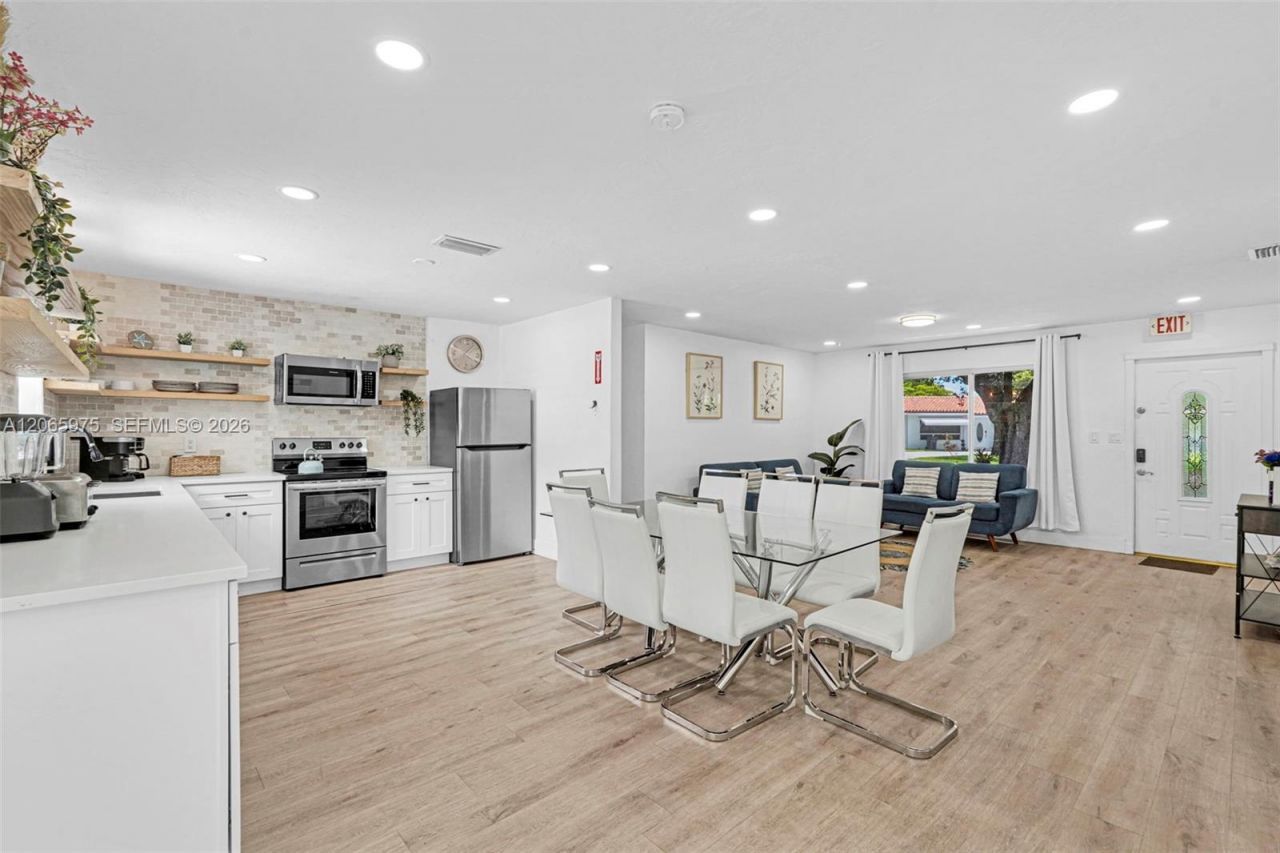 407 S 56th Ter , Hollywood, FL 33023 Photo