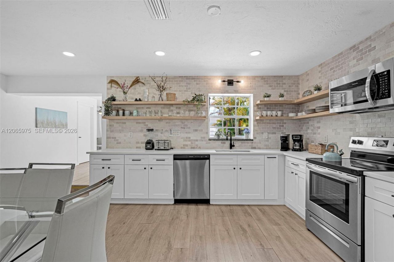 407 S 56th Ter , Hollywood, FL 33023 Photo