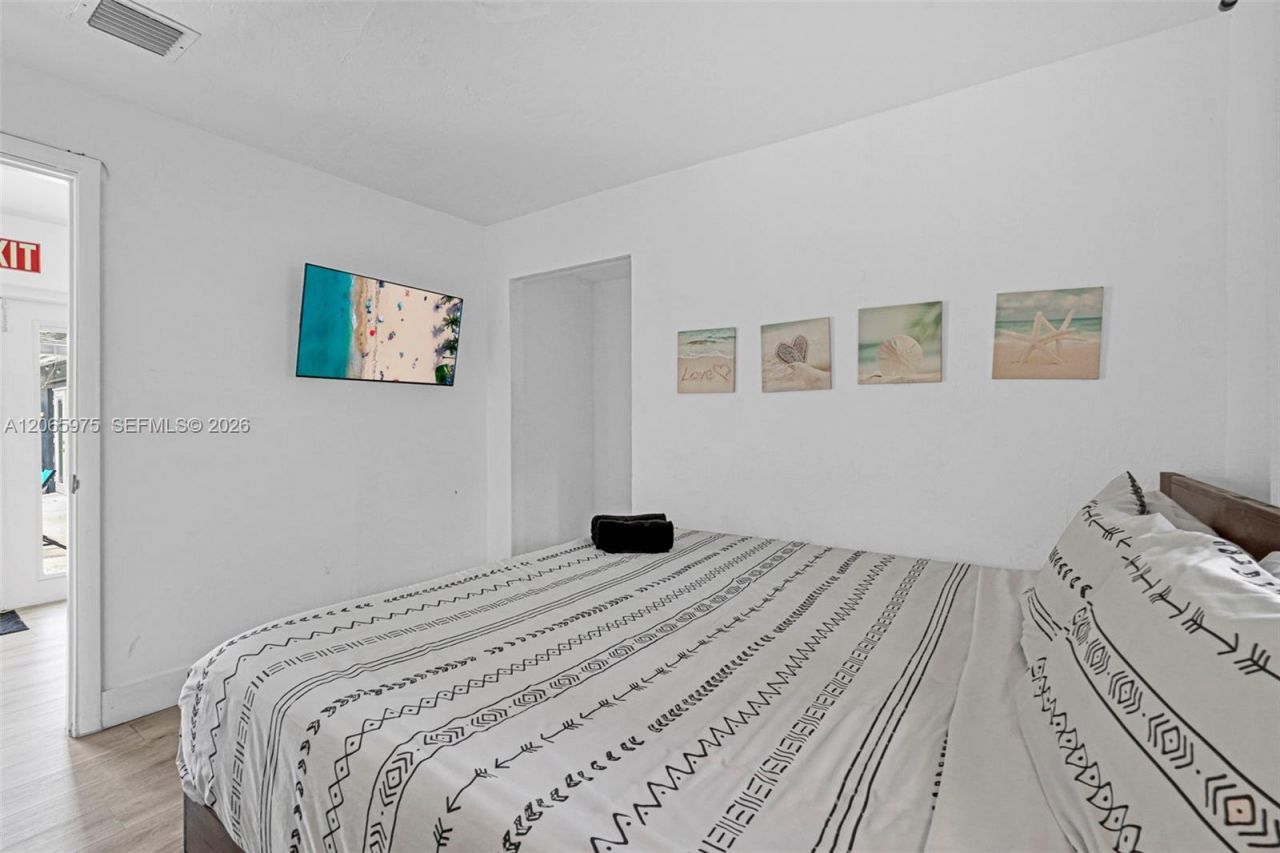 407 S 56th Ter , Hollywood, FL 33023 Photo
