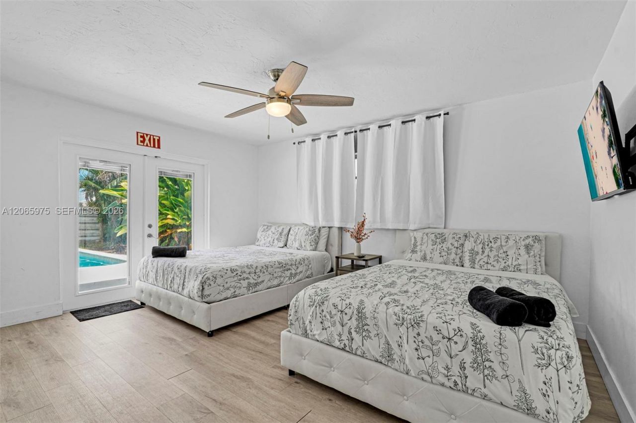 407 S 56th Ter , Hollywood, FL 33023 Photo