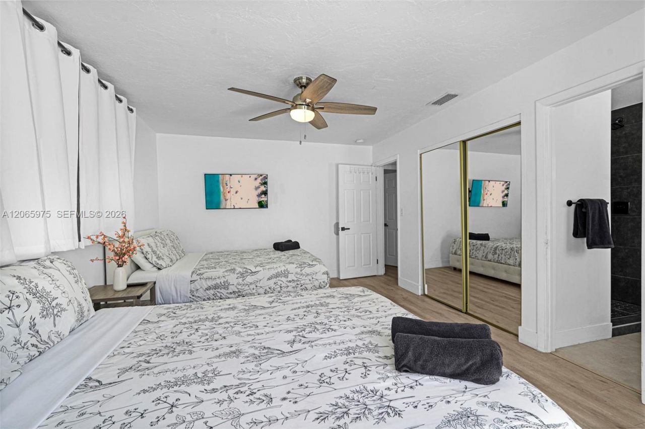 407 S 56th Ter , Hollywood, FL 33023 Photo