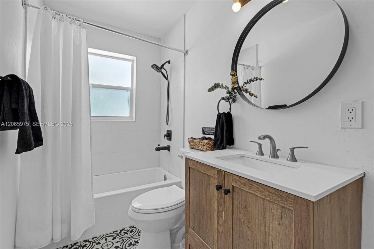 407 S 56th Ter , Hollywood, FL 33023 Photo