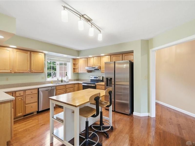 2662 Vienna Estates Drive, Miami Township, OH 45459 Photo 11