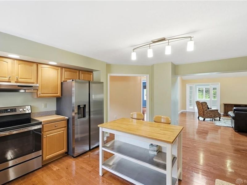2662 Vienna Estates Drive, Miami Township, OH 45459 Photo 13