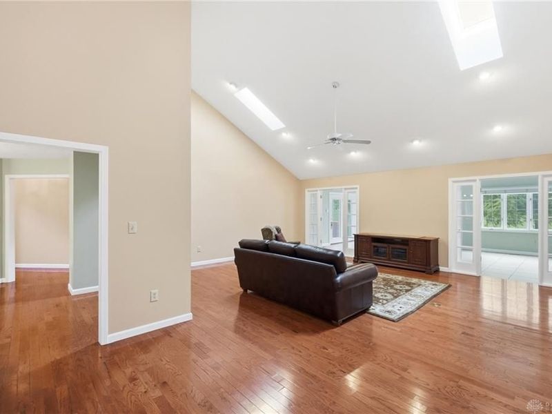 2662 Vienna Estates Drive, Miami Township, OH 45459 Photo 24