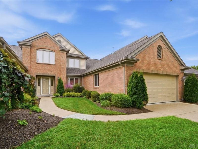 2662 Vienna Estates Drive, Miami Township, OH 45459 Photo 3
