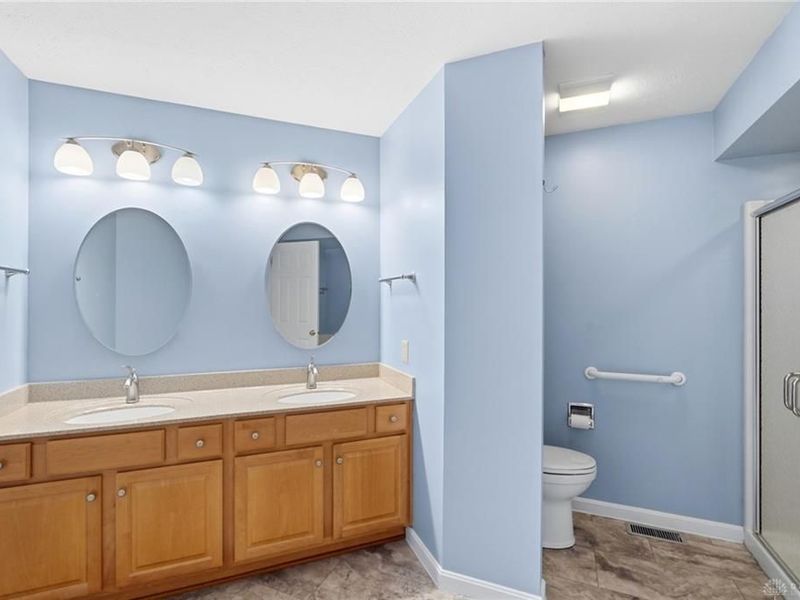 2662 Vienna Estates Drive, Miami Township, OH 45459 Photo 37