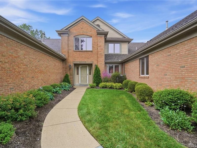 2662 Vienna Estates Drive, Miami Township, OH 45459 Photo 4