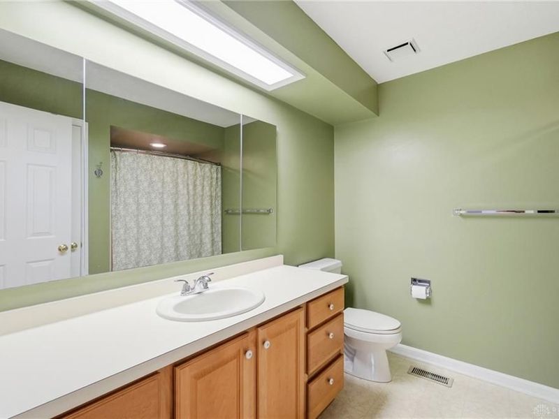 2662 Vienna Estates Drive, Miami Township, OH 45459 Photo 44