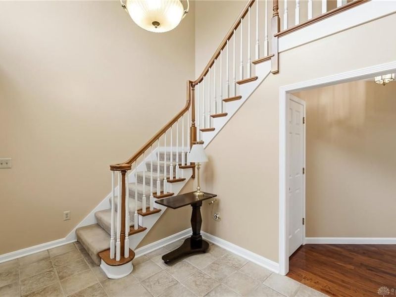 2662 Vienna Estates Drive, Miami Township, OH 45459 Photo 8