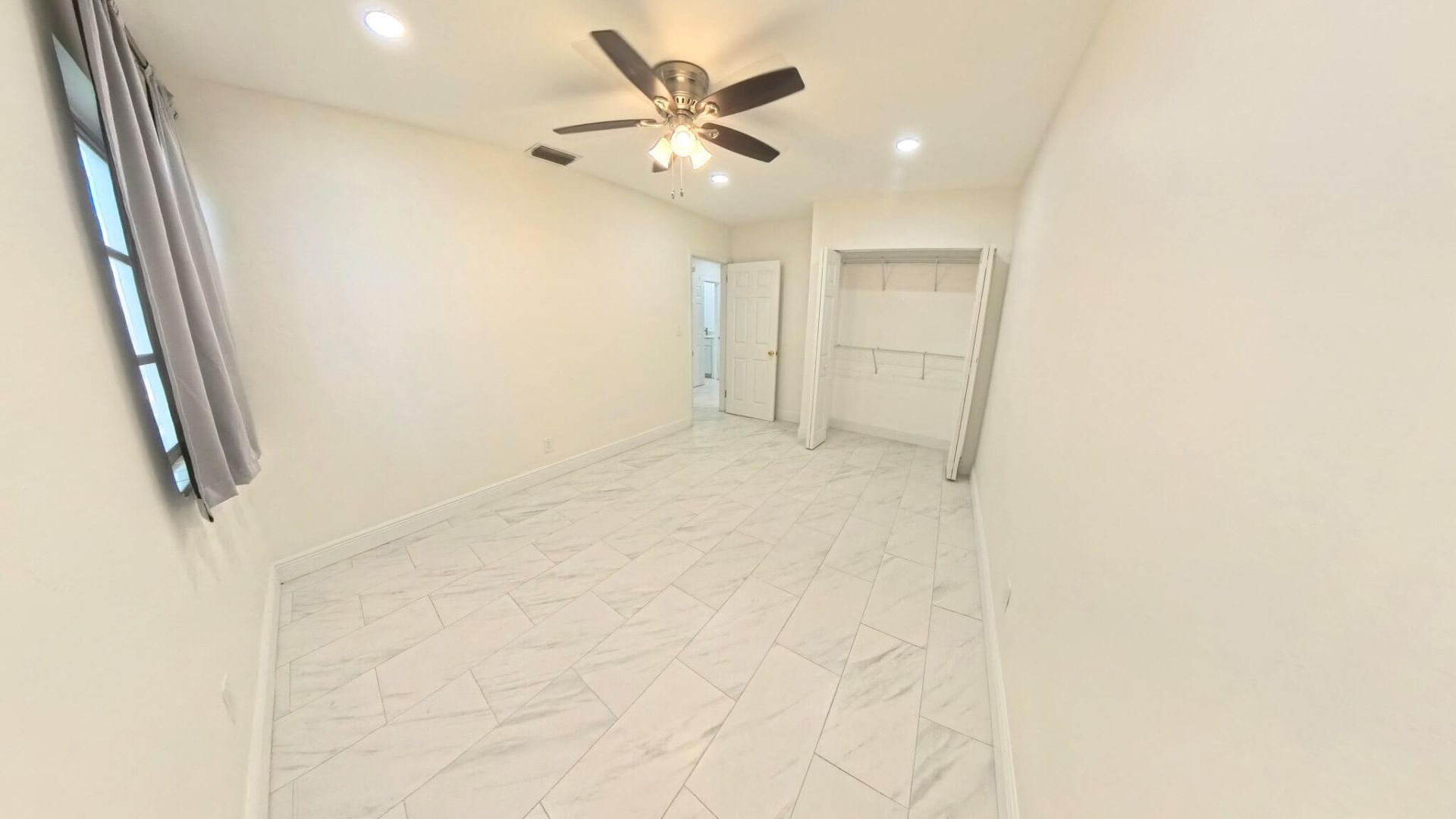 341 Henthorne Drive, Palm Springs, FL 33461 Photo