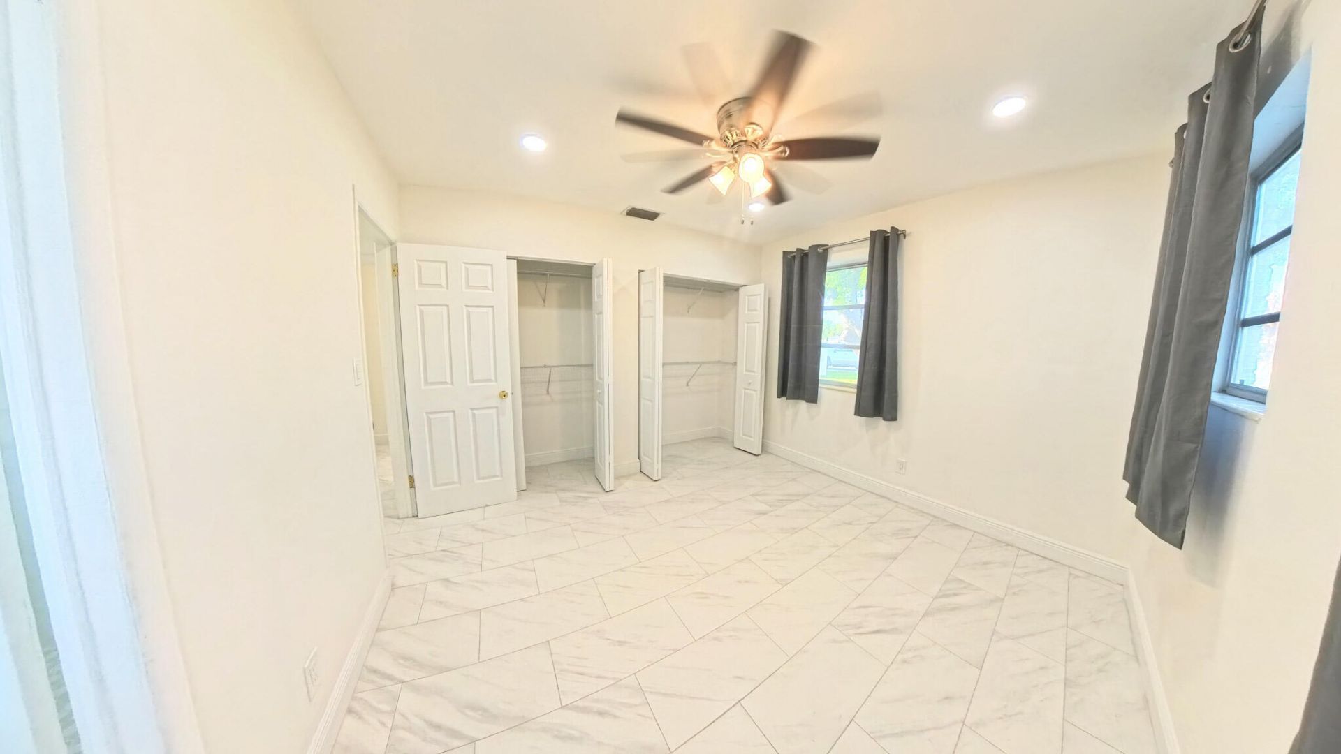 341 Henthorne Drive, Palm Springs, FL 33461 Photo