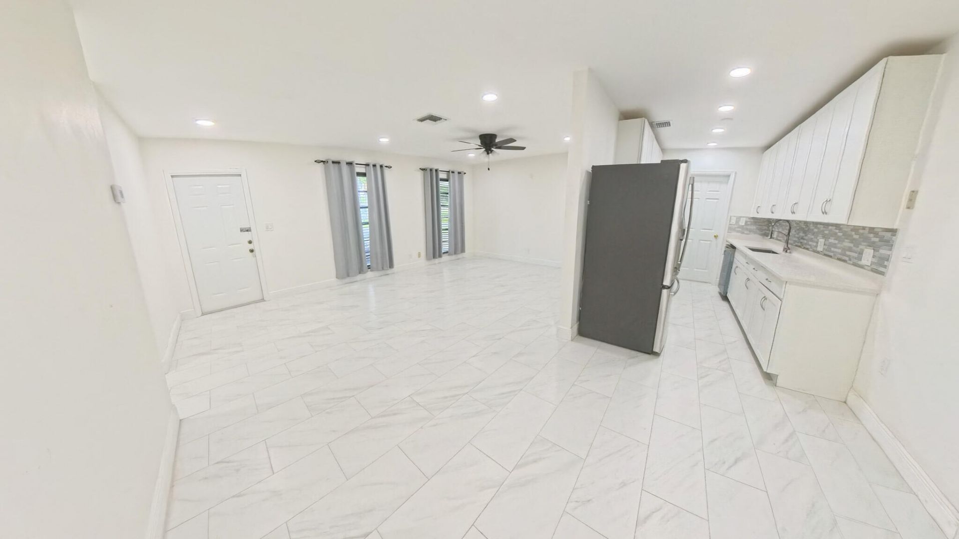 341 Henthorne Drive, Palm Springs, FL 33461 Photo
