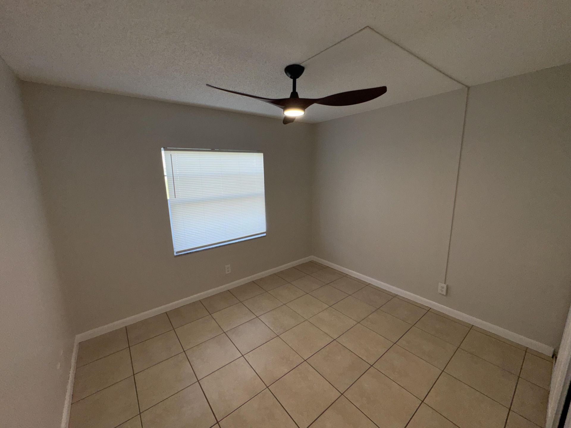 1790 Abbey Road, Unit 102, West Palm Beach, FL 33415 Photo