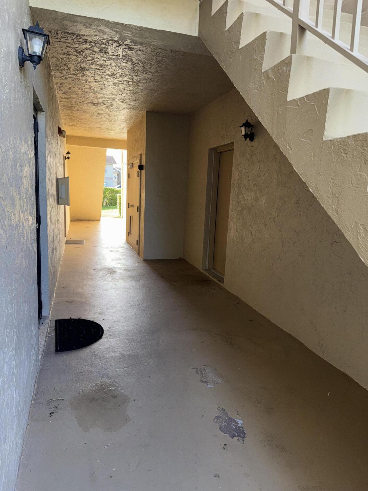 1790 Abbey Road, Unit 102, West Palm Beach, FL 33415 Photo