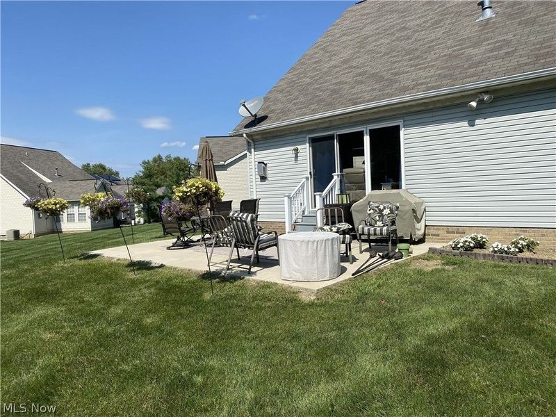 8166 Versailles Place, Macedonia, OH 44056 Photo 2