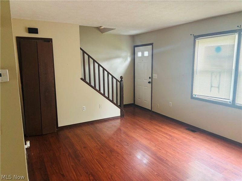 406 Maplebrook Drive, Unit 406, Painesville, OH 44077 Photo 2