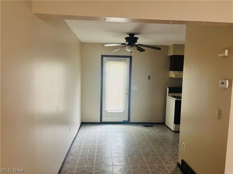 406 Maplebrook Drive, Unit 406, Painesville, OH 44077 Photo 5