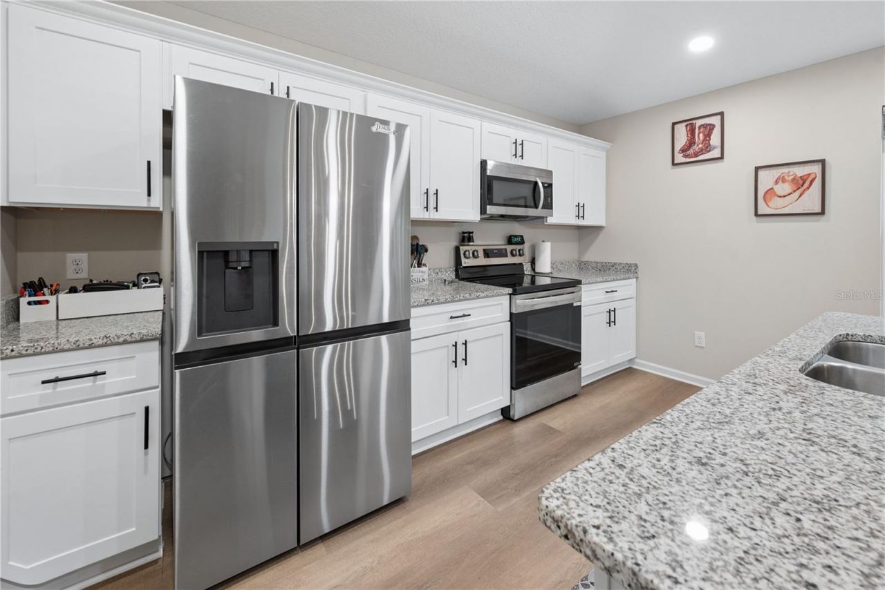111 Breezeway Avenue, Satsuma, FL 32189 Photo