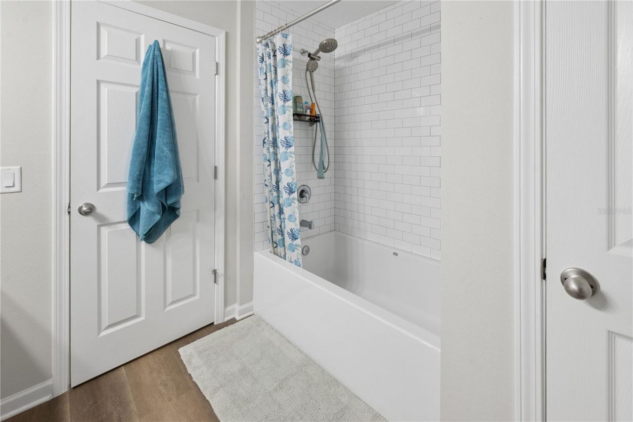 111 Breezeway Avenue, Satsuma, FL 32189 Photo