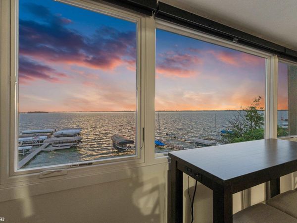 2515 S Lakeview Court, Unit 204, Clear Lake, IA 50428