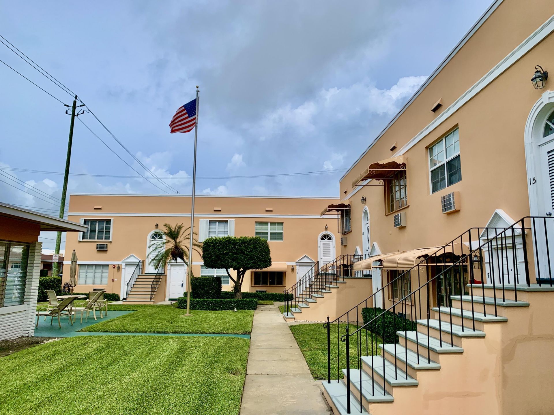 31 S Golfview Road, Unit 14, Lake Worth Beach, FL 33460 Photo