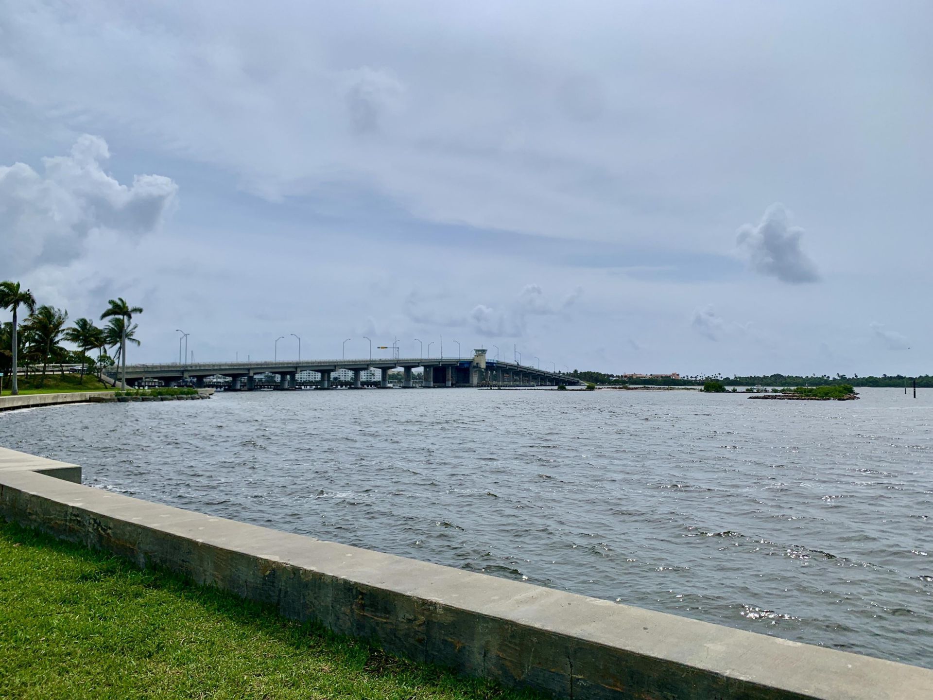 31 S Golfview Road, Unit 14, Lake Worth Beach, FL 33460 Photo