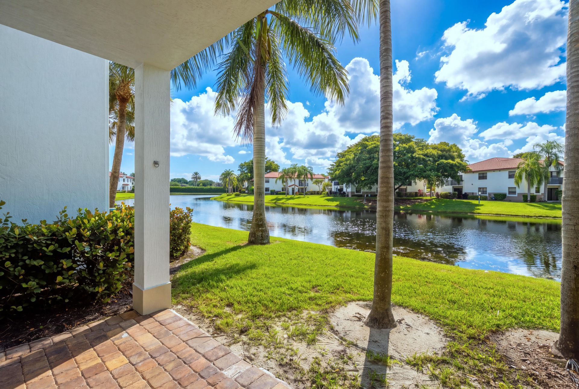 11562 SW 13th Lane, Pembroke Pines, FL 33025 Photo