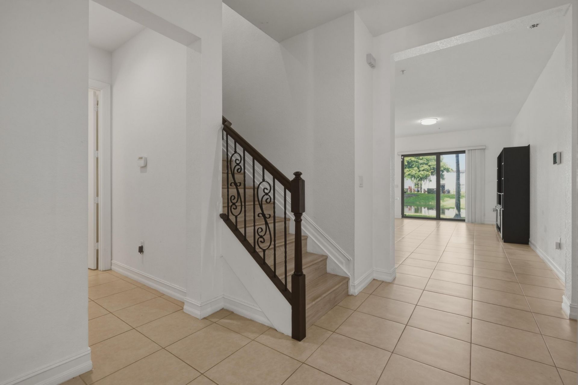 11562 SW 13th Lane, Pembroke Pines, FL 33025 Photo