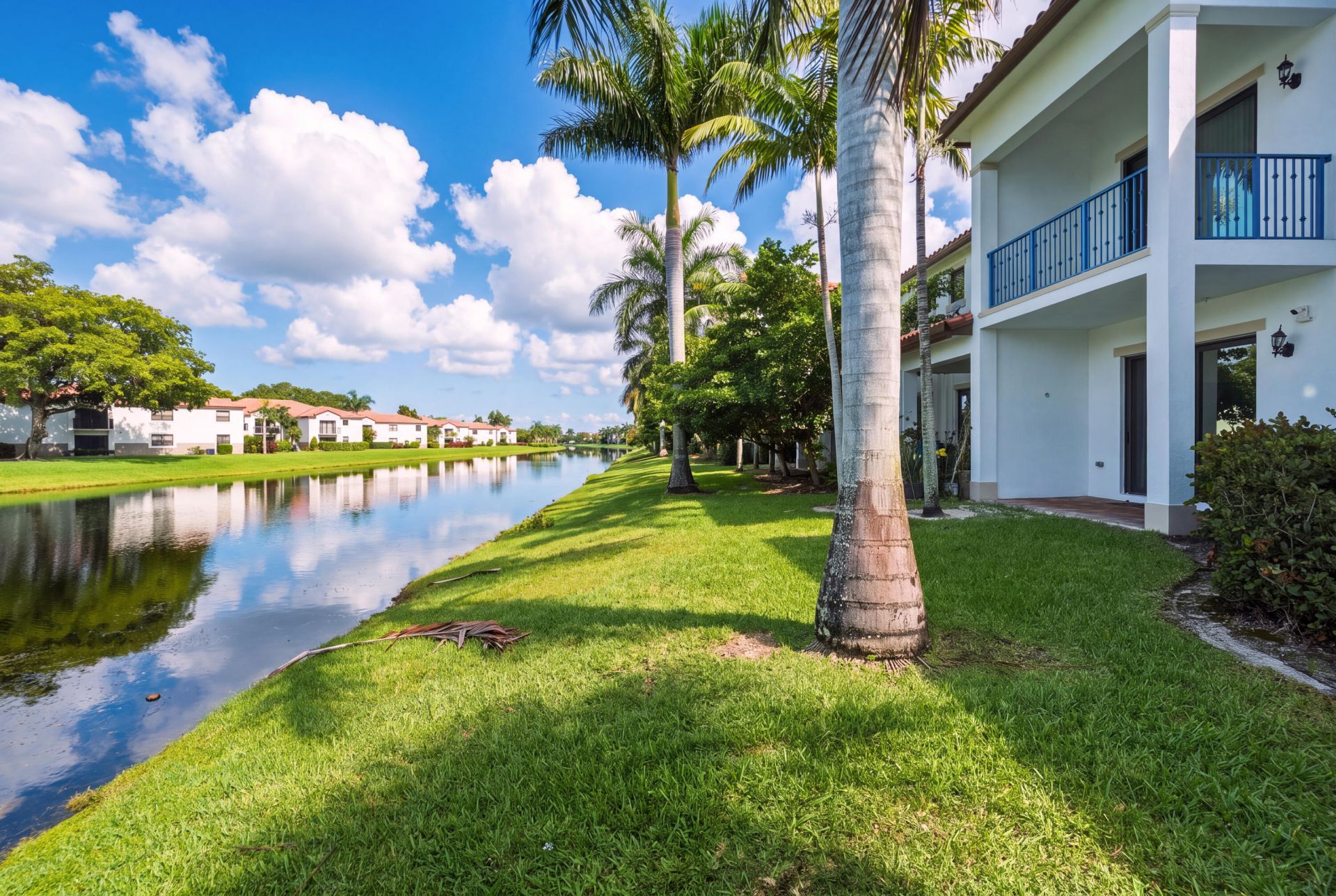 11562 SW 13th Lane, Pembroke Pines, FL 33025 Photo