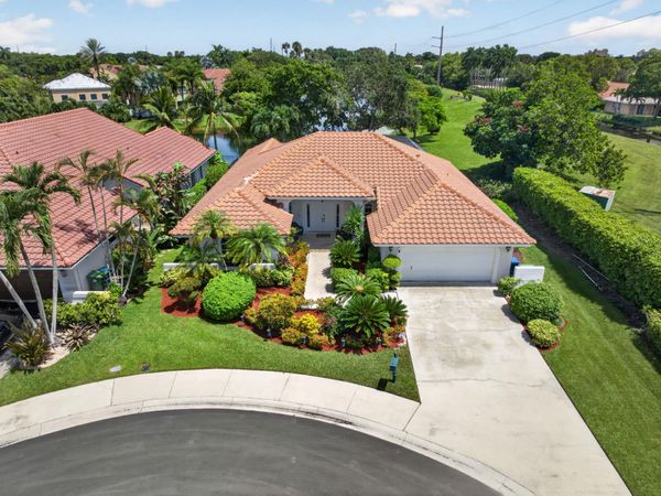 709 Crystal Court, Weston, FL 33326