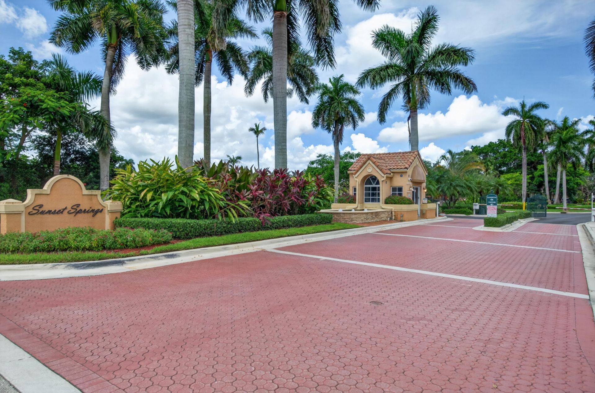 709 Crystal Court, Weston, FL 33326 Photo