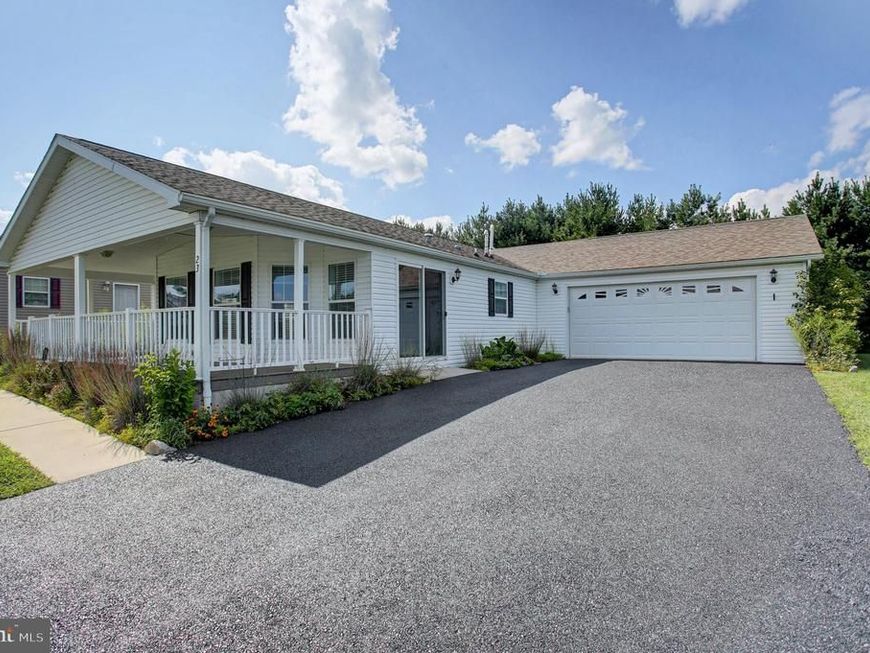 23 Michael Court, Shippensburg, PA 17257 Main Photo