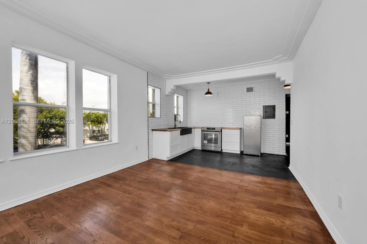 1027 Pennsylvania Ave , Unit 201, Miami Beach, FL 33139 Photo
