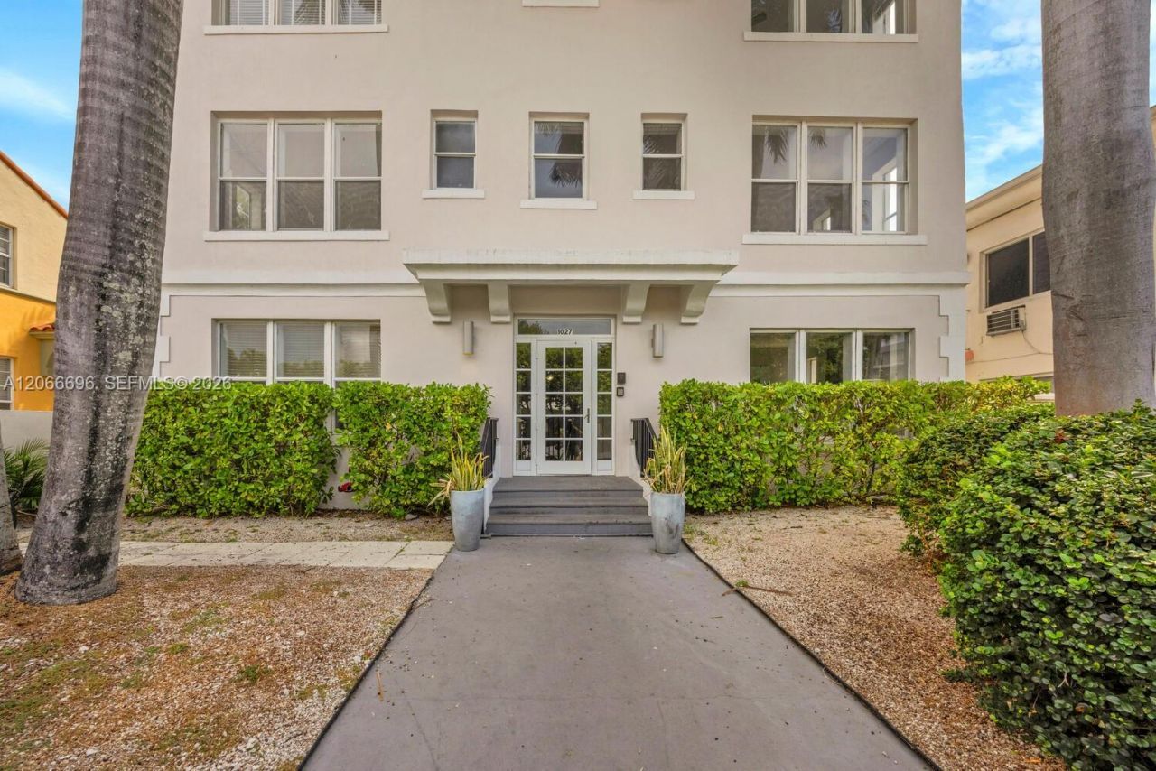 1027 Pennsylvania Ave , Unit 201, Miami Beach, FL 33139 Photo