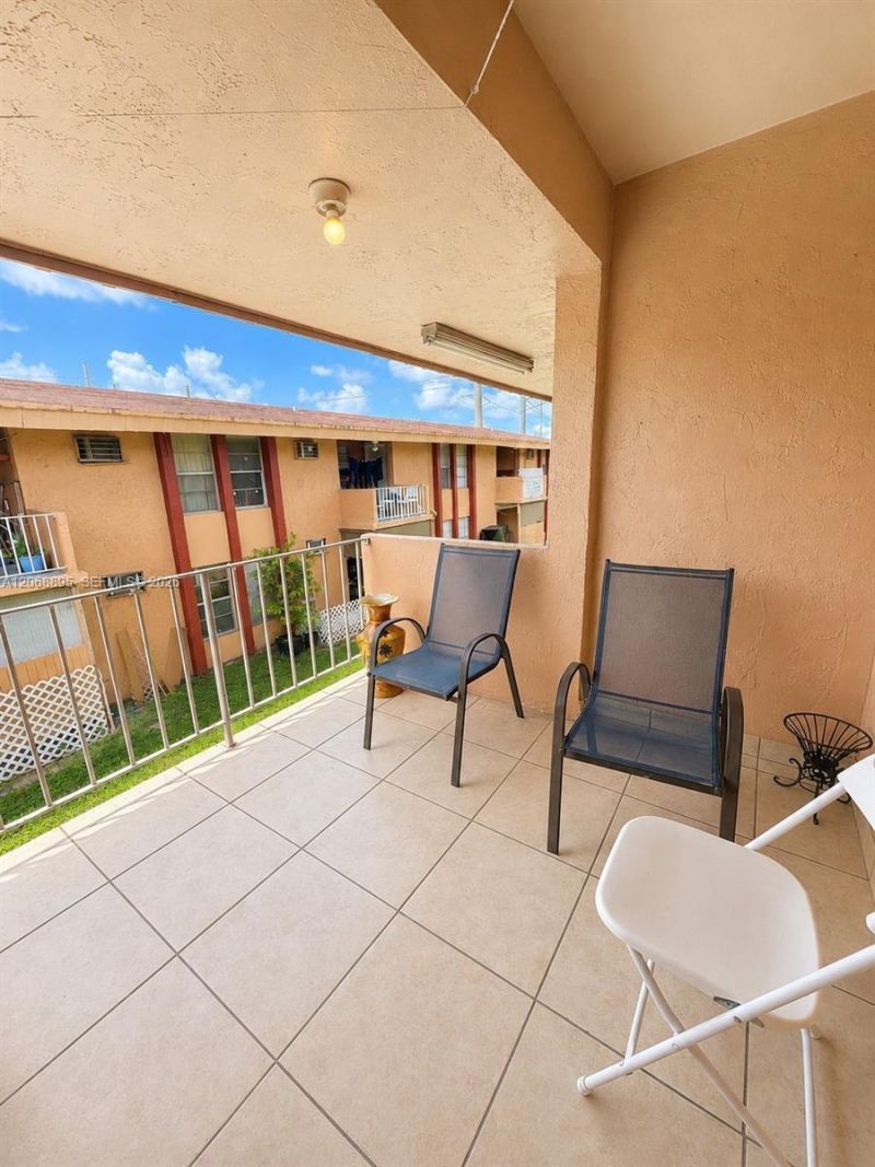 6850 W 14th Ct , Unit 25B, Hialeah, FL 33014 Photo