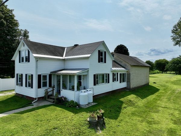 22 South Street, Hatfield, MA 01038