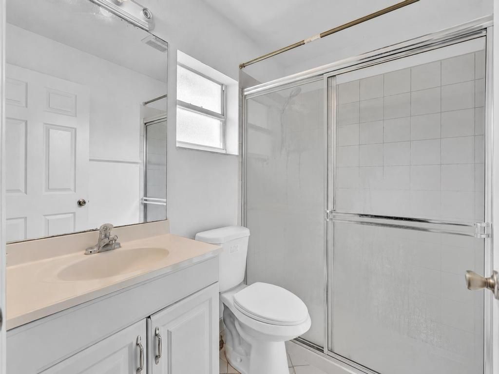 6811 2nd Street, Limestone Creek, FL 33458 Photo