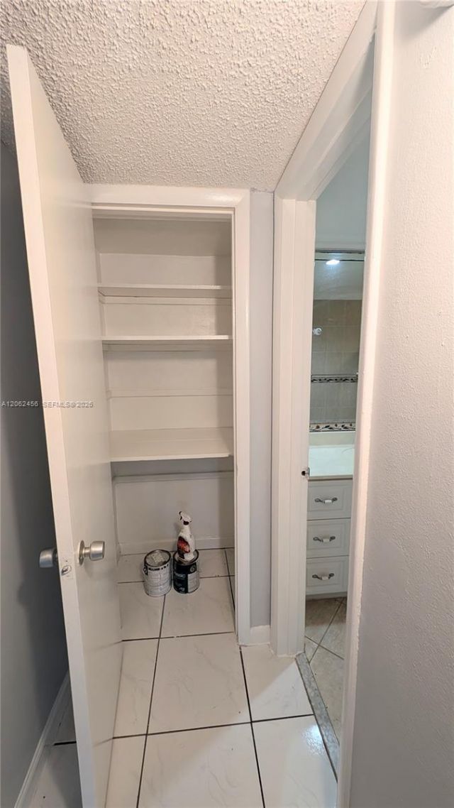 19051 NE 2nd Ave, Unit 1507, Miami, FL 33179 Photo