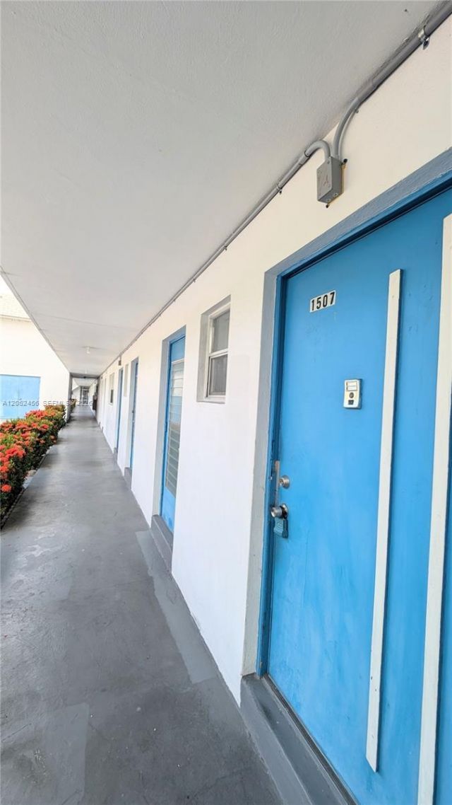 19051 NE 2nd Ave, Unit 1507, Miami, FL 33179 Photo