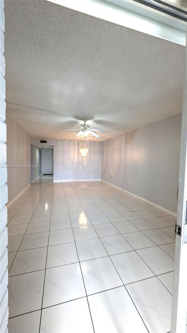 19051 NE 2nd Ave, Unit 1507, Miami, FL 33179 Photo