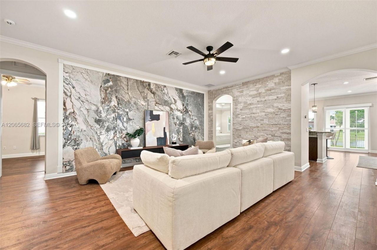 8550 Lakeside Bnd, Parkland, FL 33076 Photo
